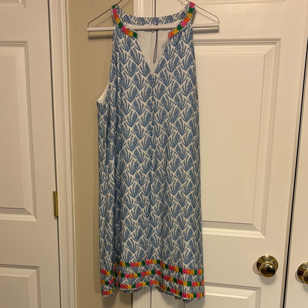 THML- Sleeveless Blue Leaf-Print Shift Dress with Colorful Trim
